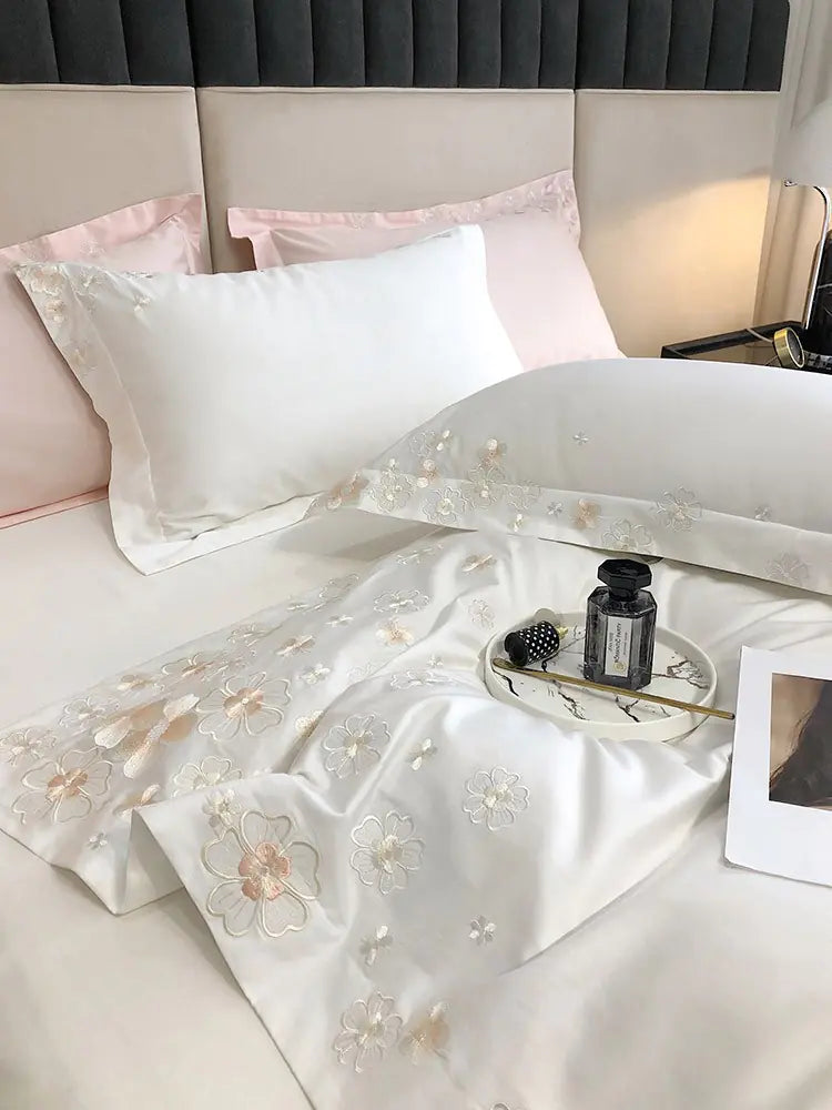 Princess Style 100% Cotton Floral Embroidery Bedding Set